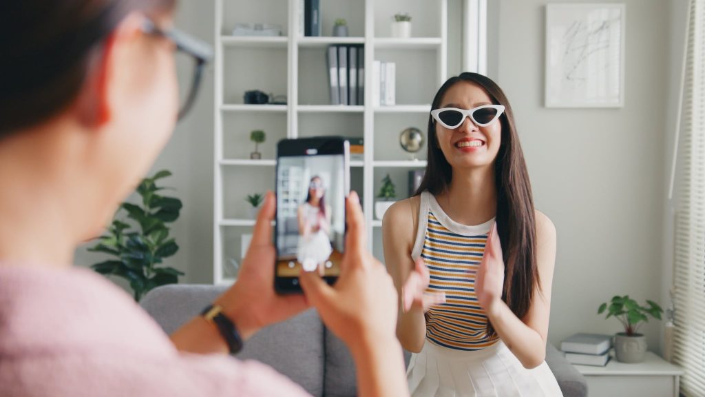 TikTok for Business: TikTok Ads campaign strategy, marketing tips, growth hacks. Explore advertising options and reach target audiences on TikTok.