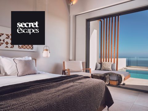 Secret escapes: Luxurious cover for a getaway. Stylish hotel room, inviting atmosphere, travel inspiration.