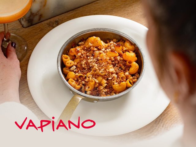 Vapiano Vapiano restaurant cover image. Modern design with Vapiano logo and menu highlights. Italian cuisine, coffee, and healthy options.