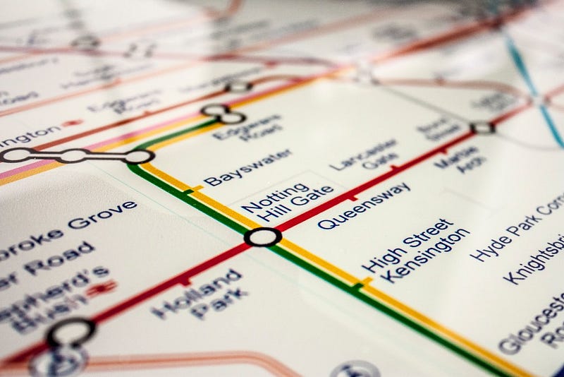 London travel tips: Underground, bus & rail savings guide. Explore London efficiently with affordable transportation options.