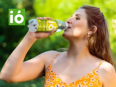ió fibrewater prebiotic drink bottle for improved gut health and digestive wellness.
