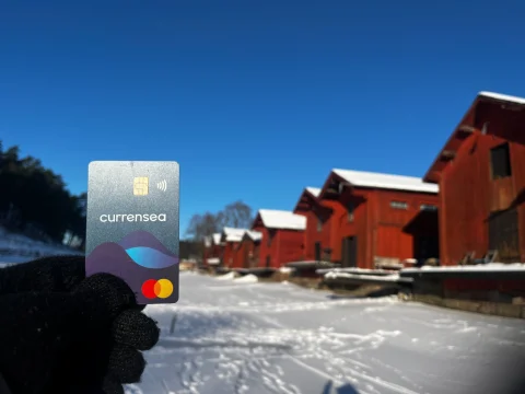 Currensea debit card for travel spending, offering great exchange rates & savings. UK fintech alternative to Revolut.