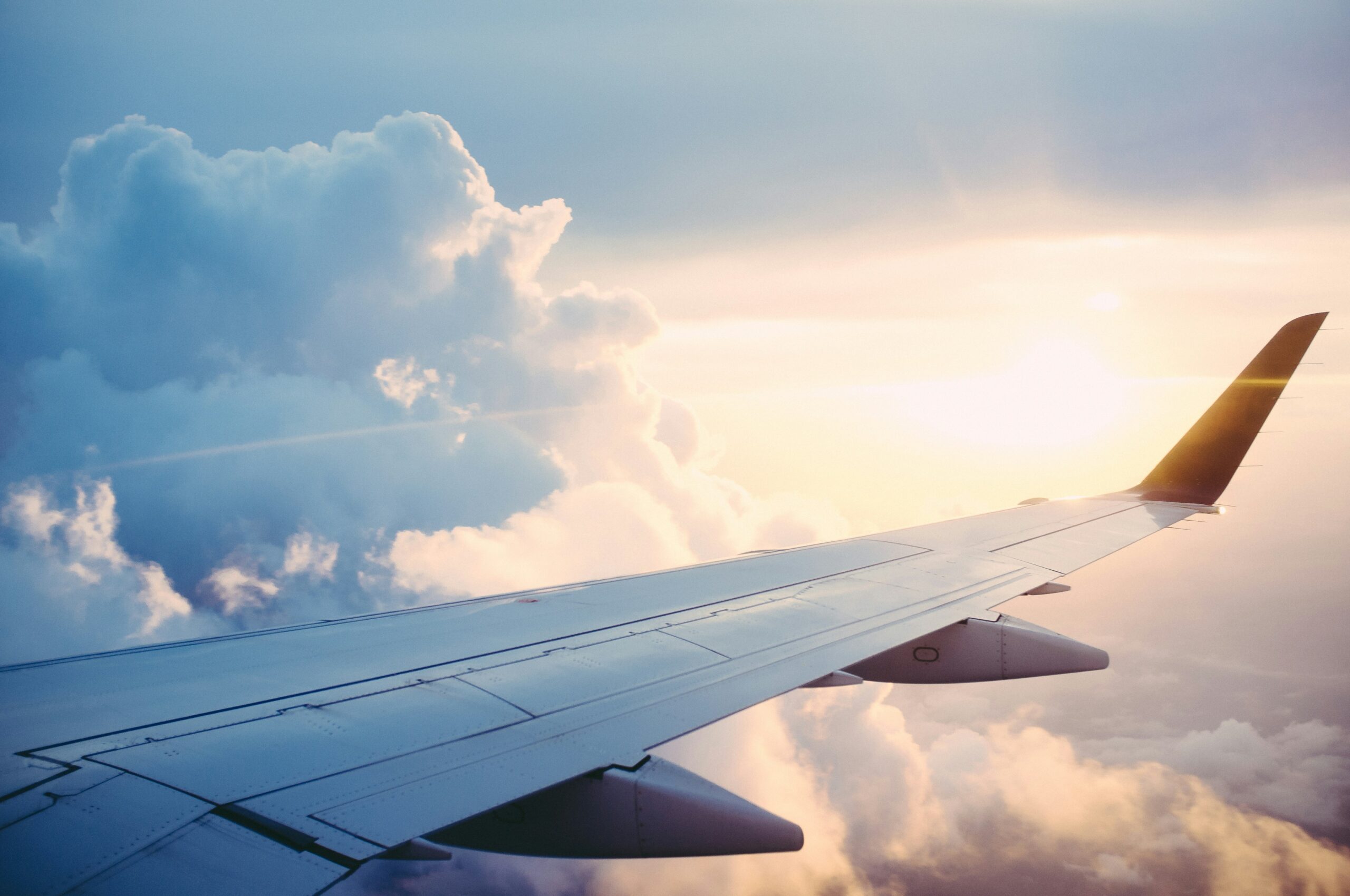 easyJet Partners with Starlink to Introduce Fleet-Wide Inflight Wi-Fi by 2028 - editorial coverage on BudgetFitter